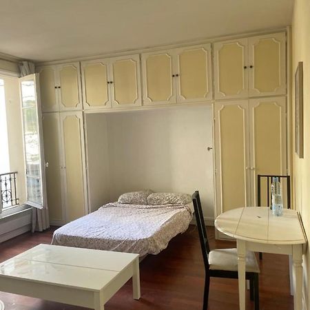 Charmant Appartement Vaugirard Parijs Buitenkant foto